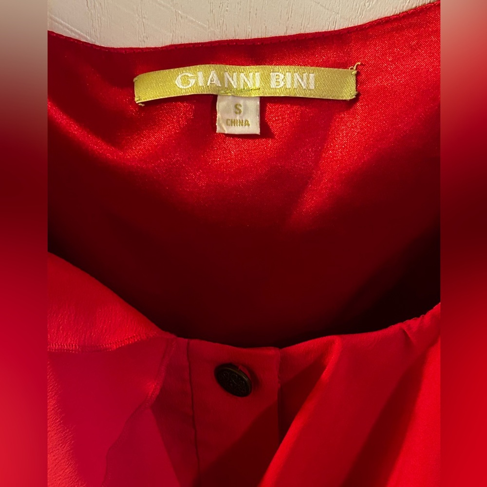 Gianni Bini Vibrant Red dress